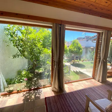 Helios House Selçuk