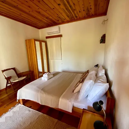 Nyaraló Helios House